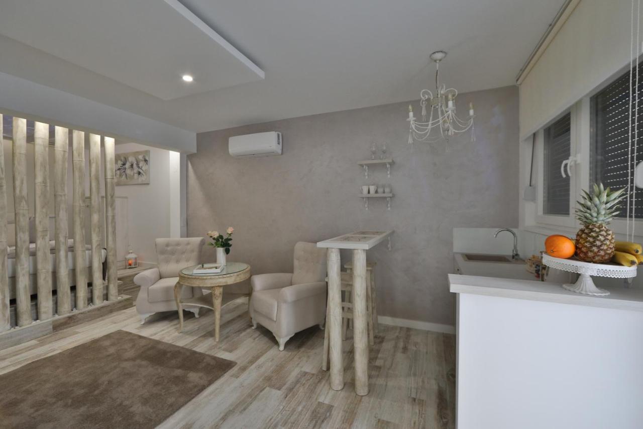 Joli Apartment Белград Екстериор снимка